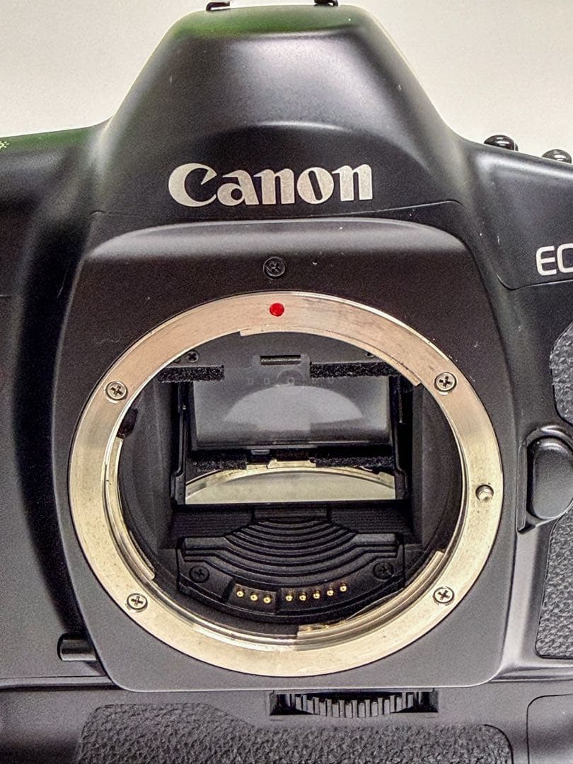 Canon EOS-1 フィルム一眼レフカメラ
