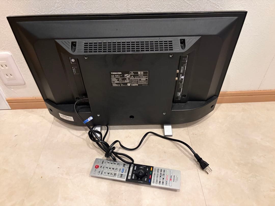 REGZA　24V型ハイビジョン液晶テレビ　リモコン付き2022年袋