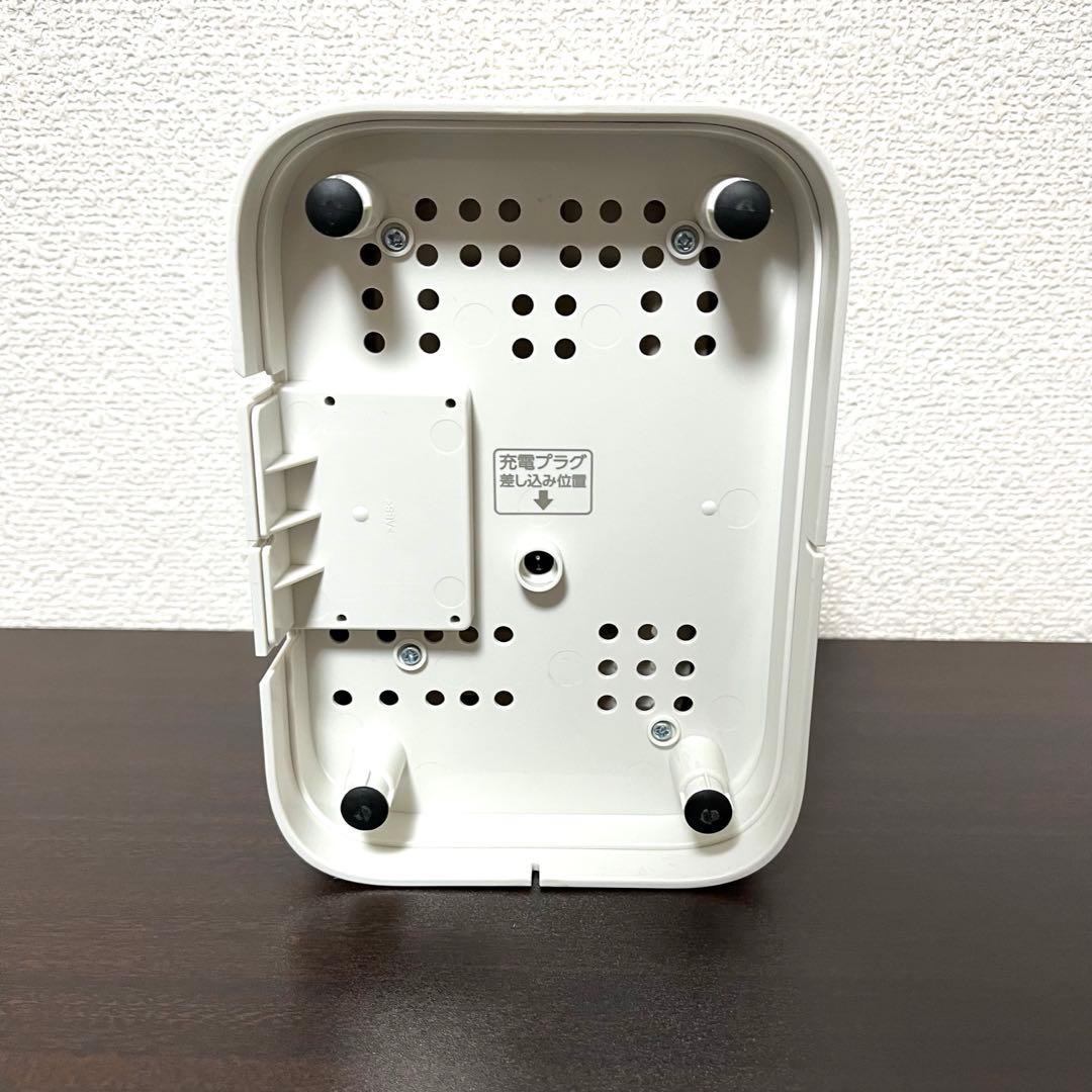 極美品 アイリスオーヤマ ハンディリンサークリーナー RNS-B200D-HW