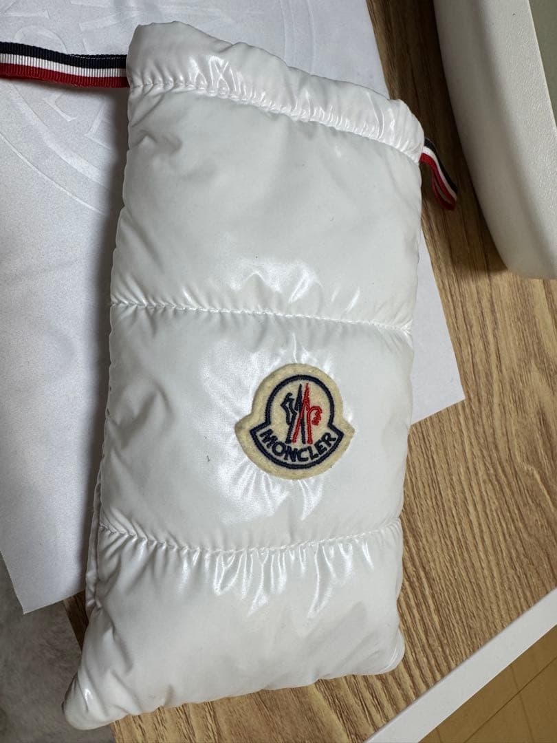 MONCLER メガネケースカバー