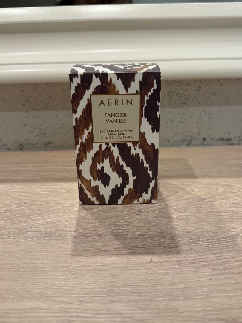 【美品】AERIN TANGIER VANILLE 香水 50mL