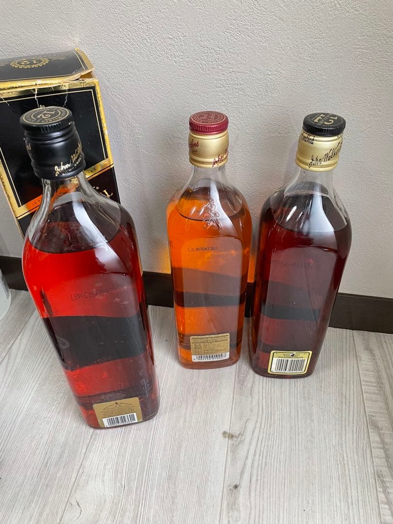 Johnnie Walker レッドラベル & ブラックラベル12年 3本セット