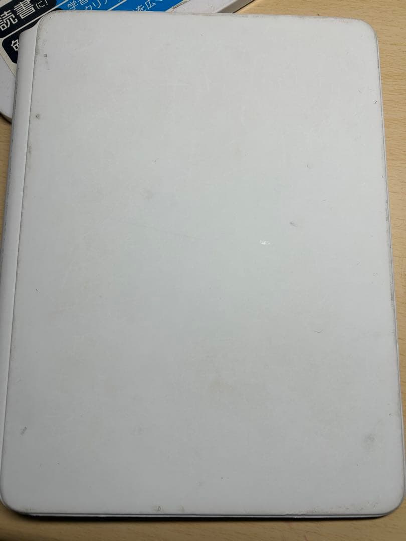 Apple iPad Magic Keyboard 本体