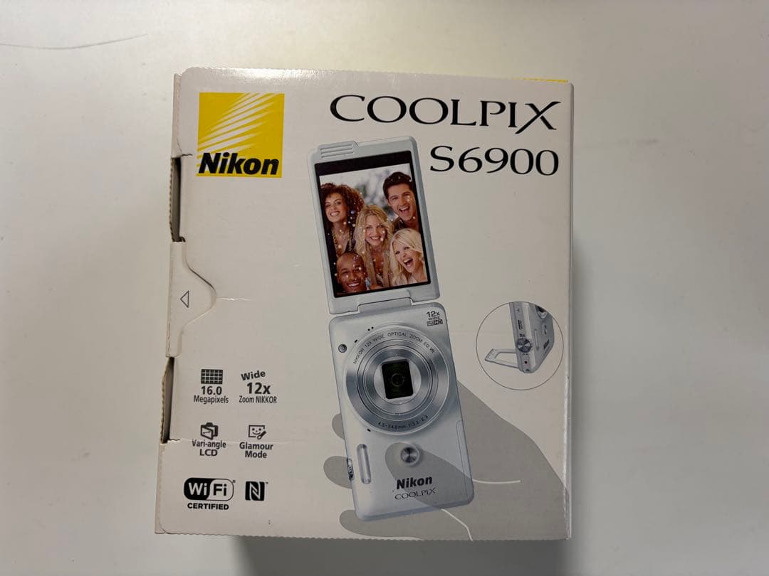 【元箱付き】Nikon COOLPIX ホワイト 16.0MP 12倍ズーム