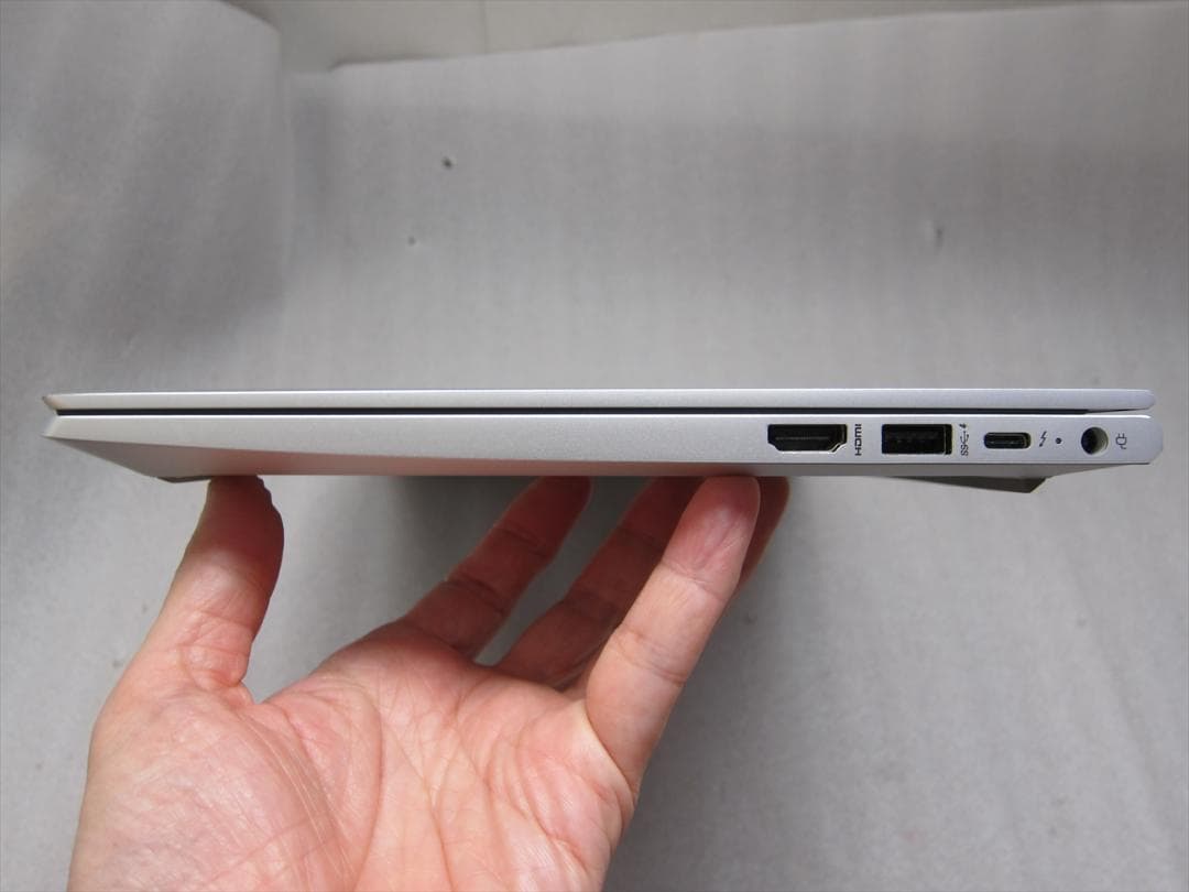 HP13世代Core i7-1355U/16G/SSD512G/13.3フルHD