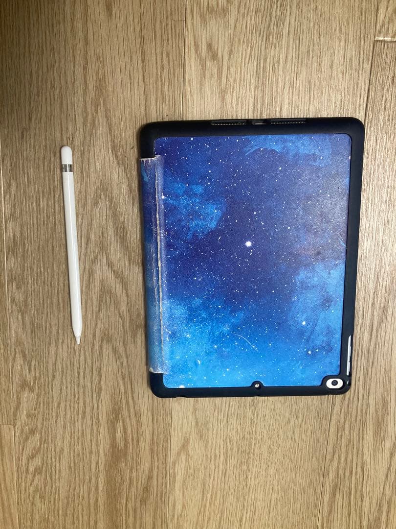 iPad (128gb)とApple Pencil、ケースのセット