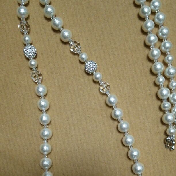 コットンパールとSWAROVSKIのネックレス
