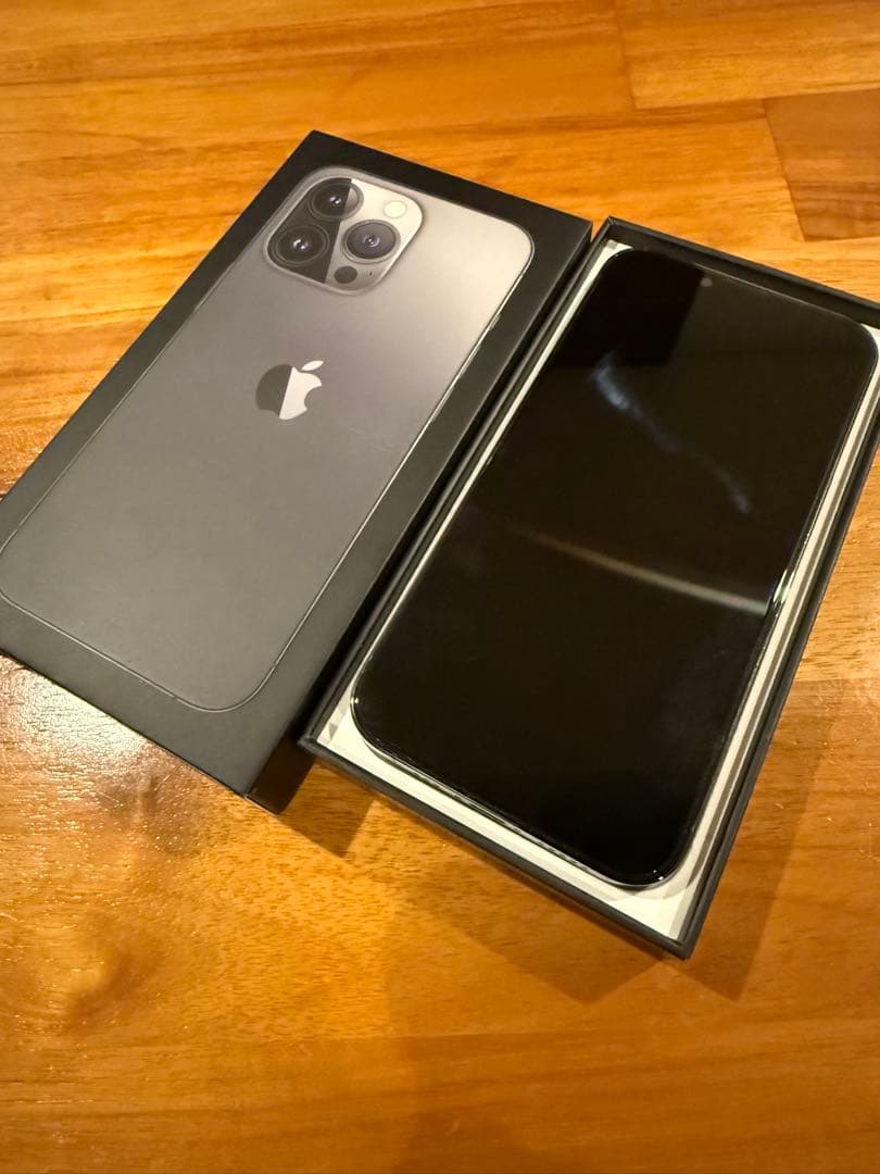 Apple iPhone13 Pro 256GB グラファイト おまけ