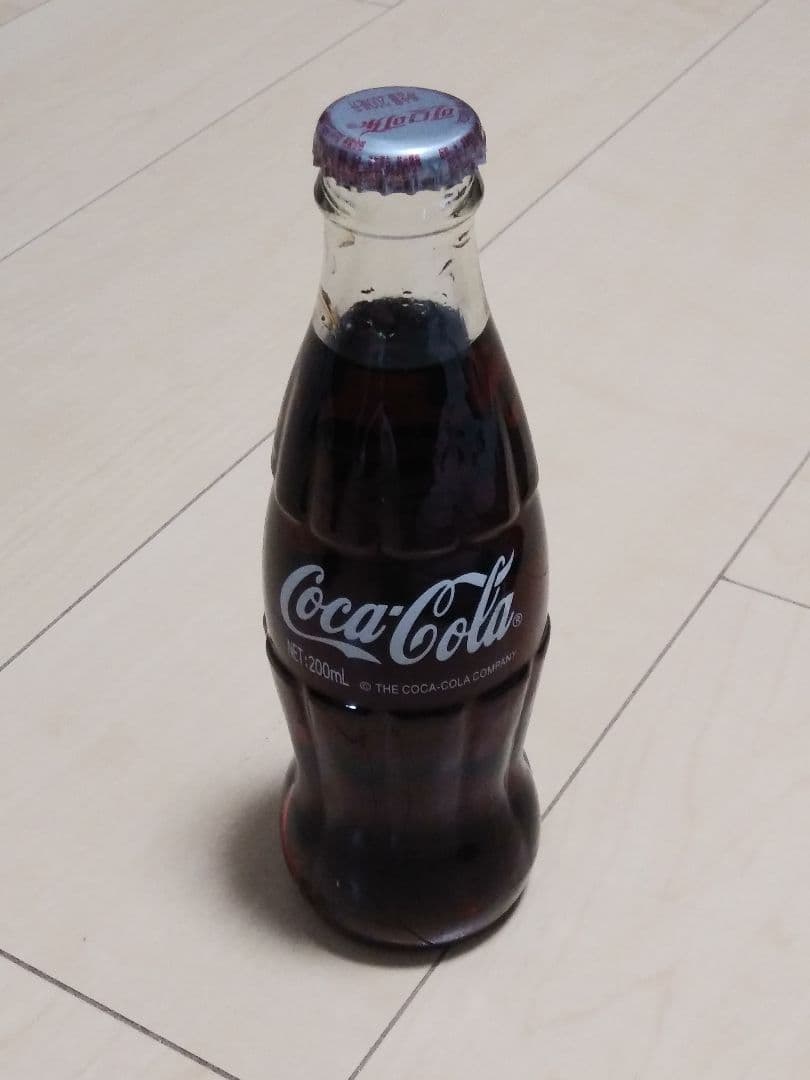 コカ・コーラ中国200ml ボトル