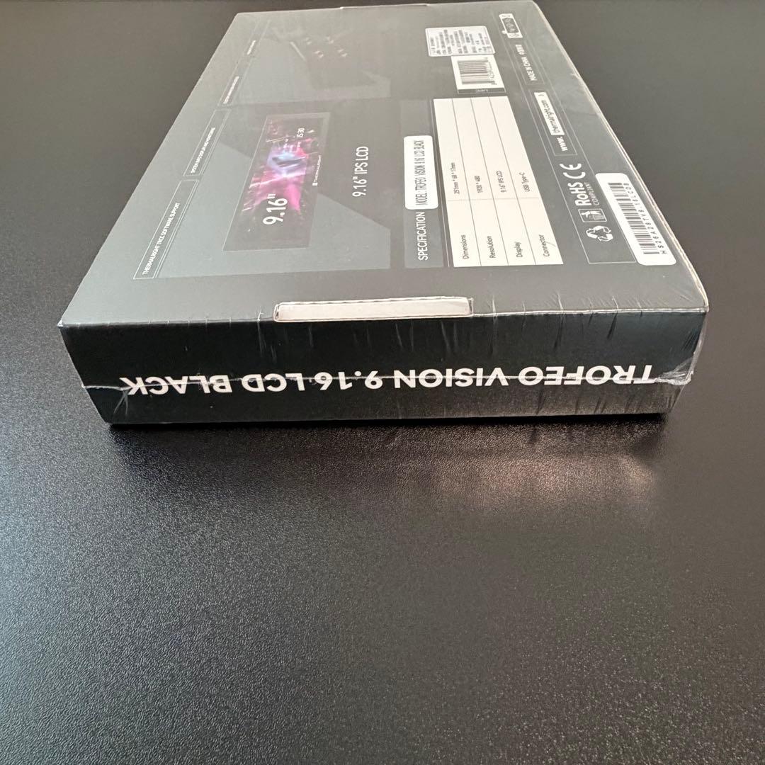 ThermalRight TROFEO VISION LCD 9.16インチ