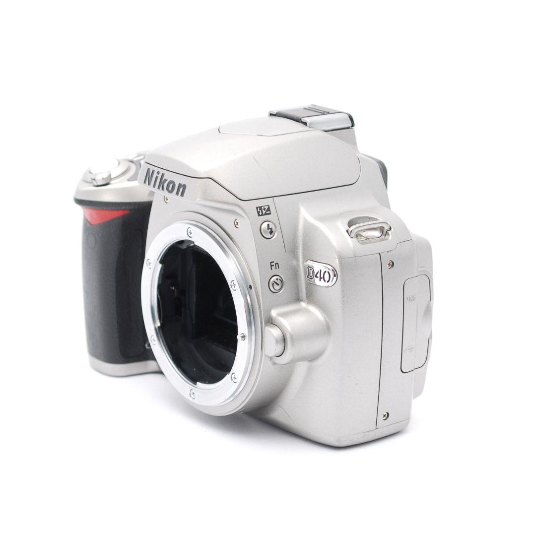 ❤即購入1000円OFF❤ Nikon D40 銀色 18-55mm 一眼レフ