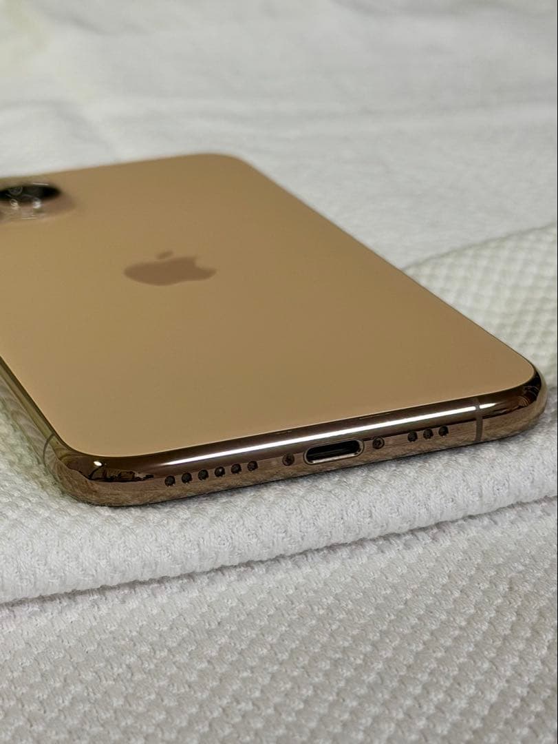 iPhone 11 Pro ゴールド 256GB SIMフリー 本体【美品】