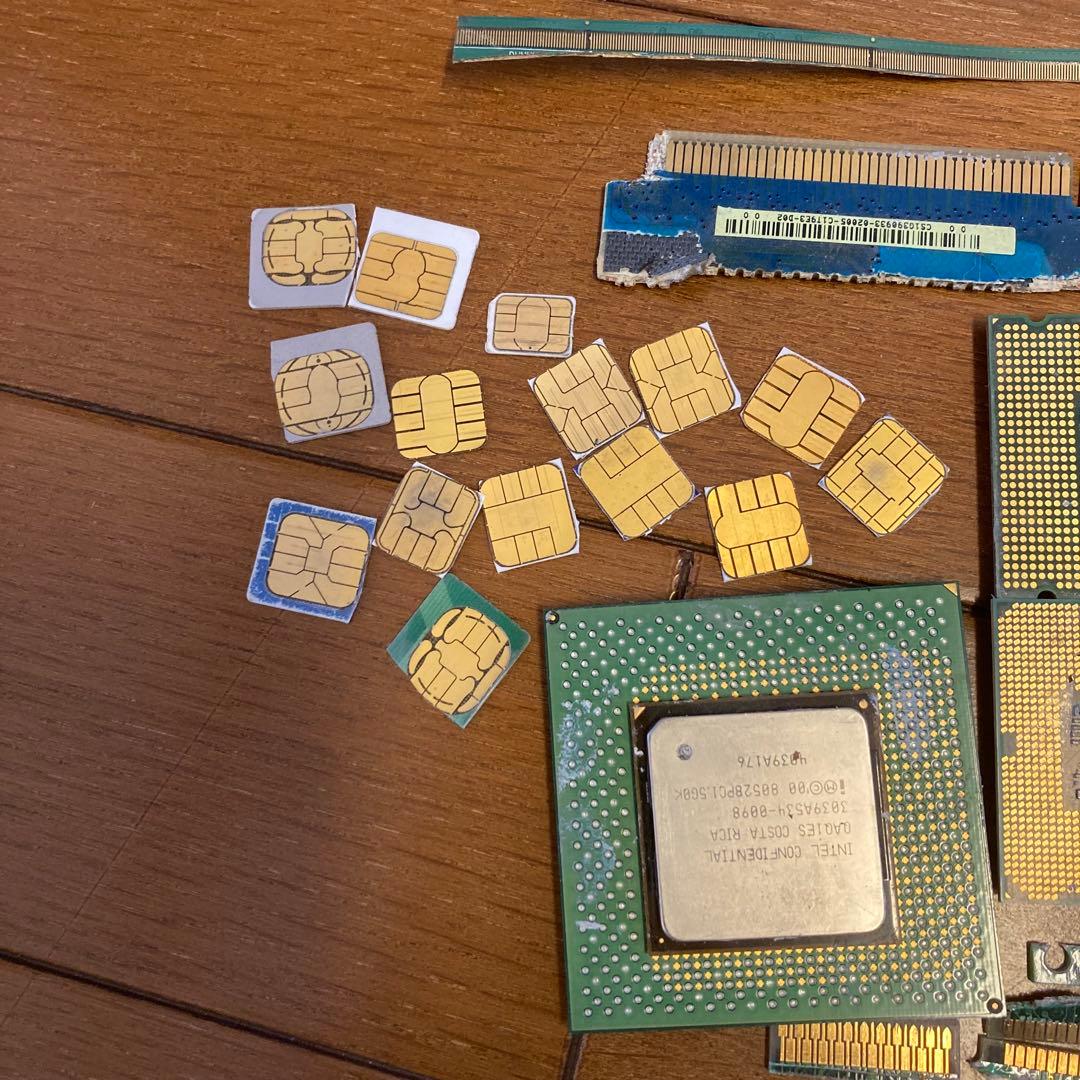 都市鉱山　金メッキPC133メモリとCPUのセット　ジャンク