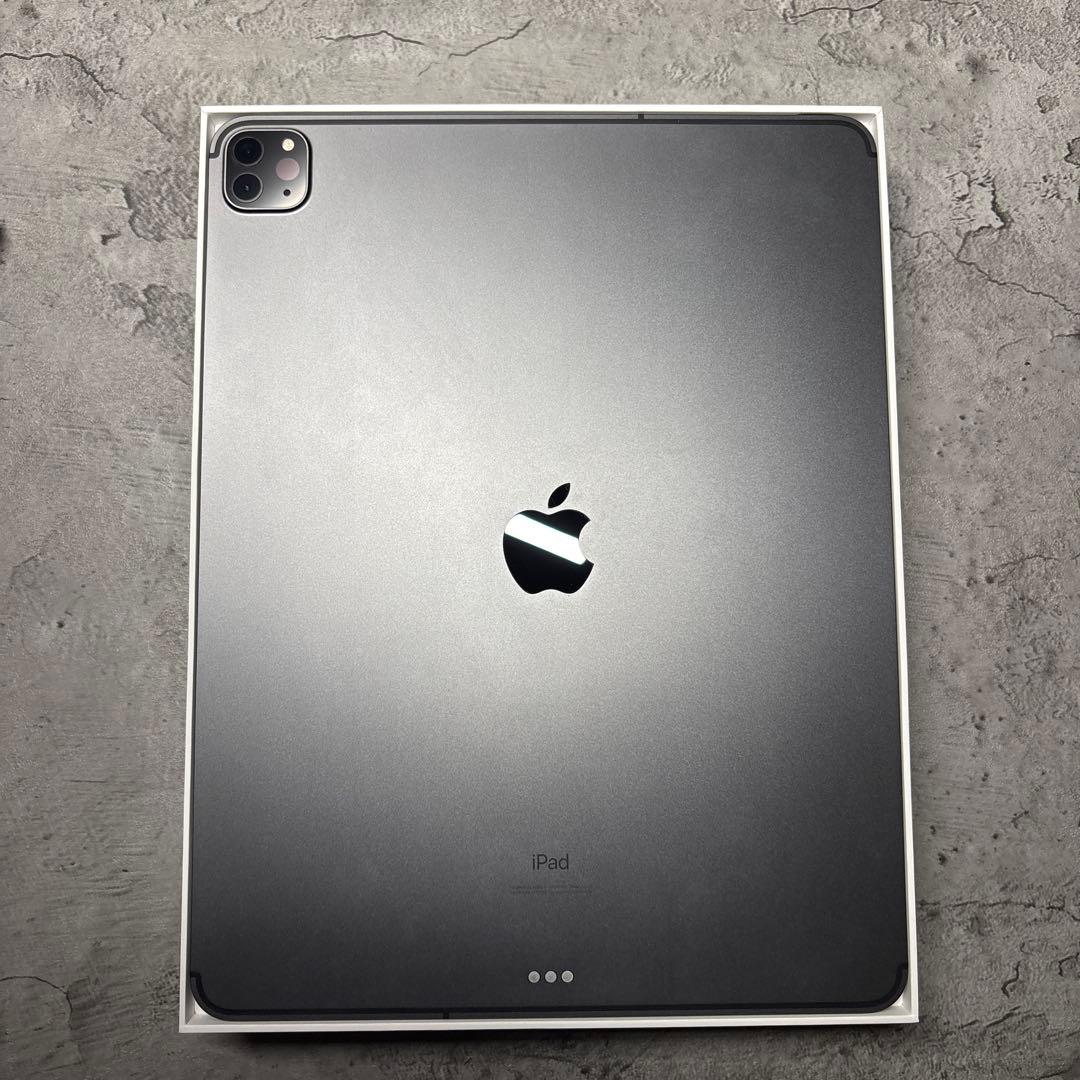iPad pro（12.9インチ）第4世代 128GBペン、キーボード付き