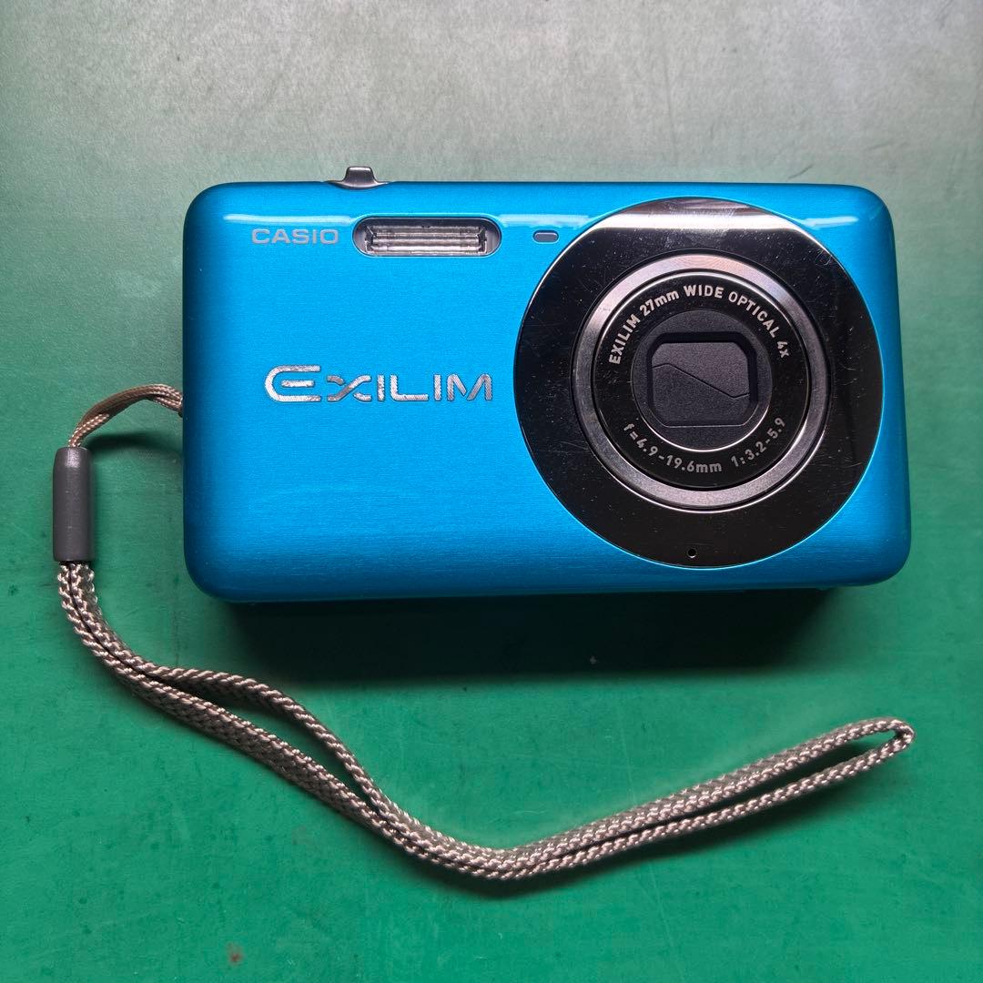 CASIO EXILIM EX-Z800 デジタルカメラ 青 充電器sdカード付
