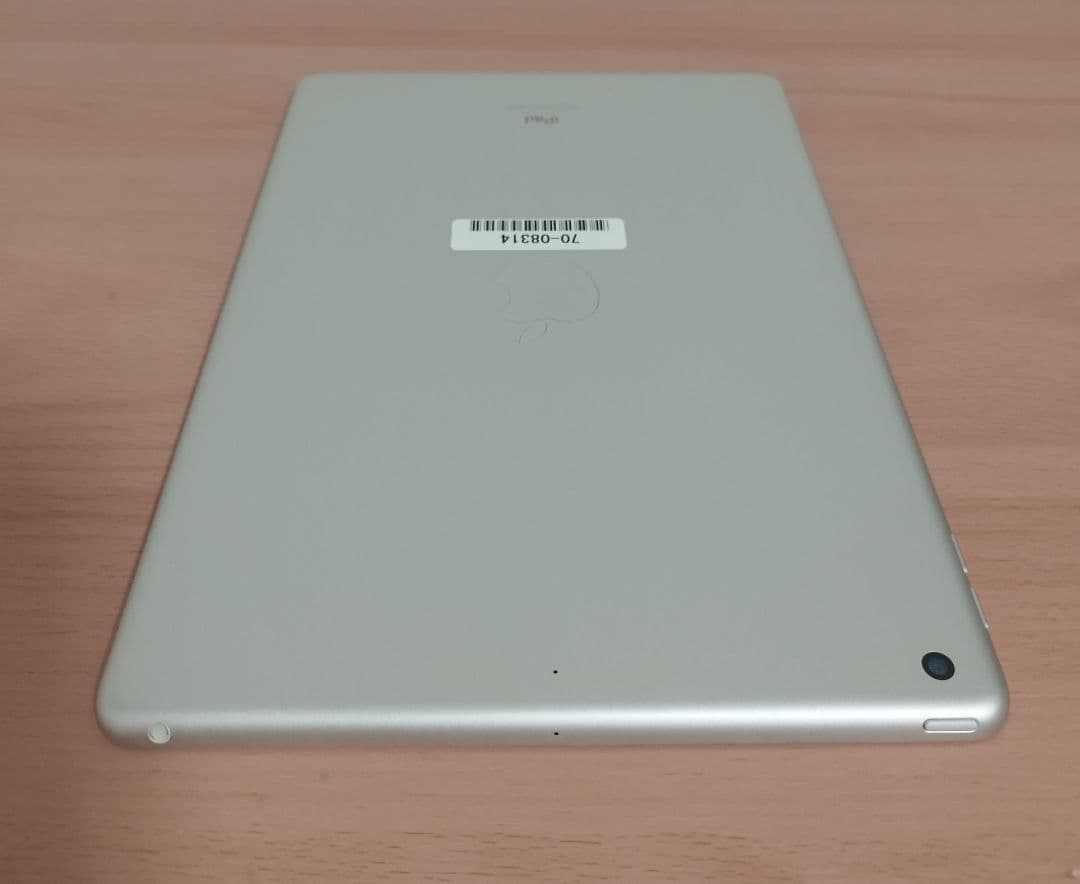 ★Apple iPad 第9世代 A13/3GB/64GB/iOS18 超美品