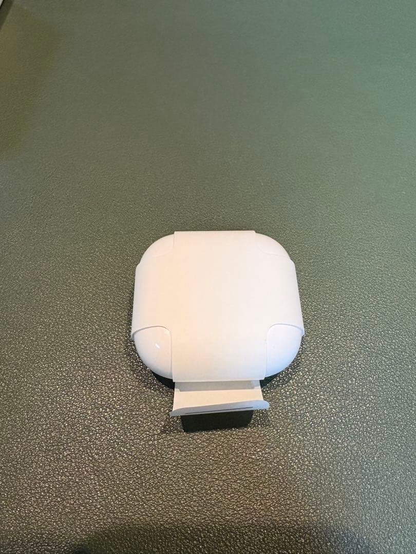 【ほぼ未使用】AirPods 4 ANC 搭載H7647GQM25 + ケース