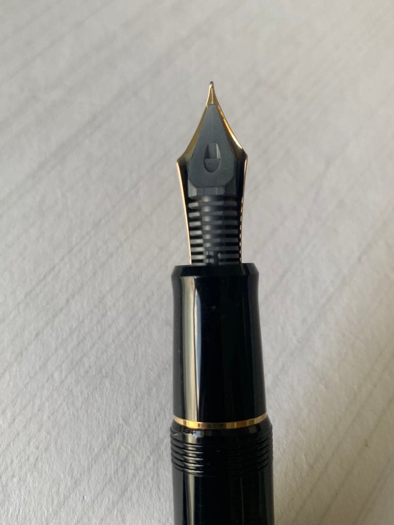 PILOT パイロット カスタム743 万年筆 F