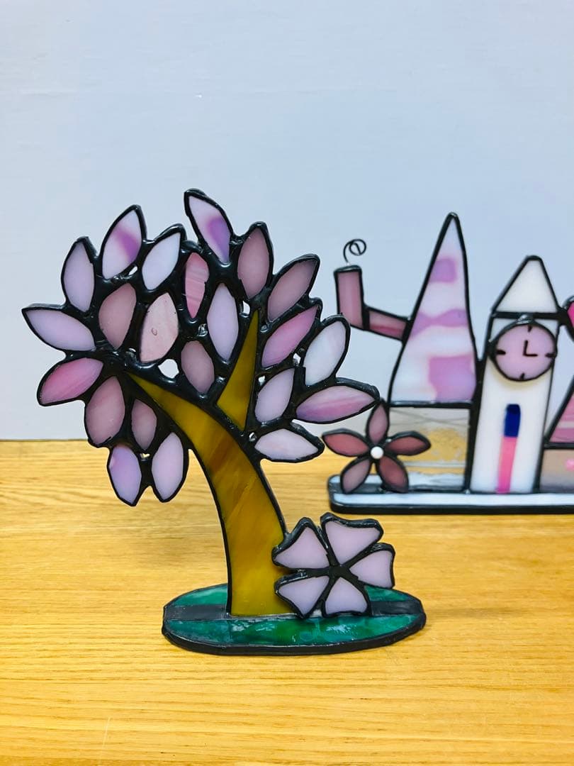 メ*ー様 ステンドグラス　桜色に染まる街並み