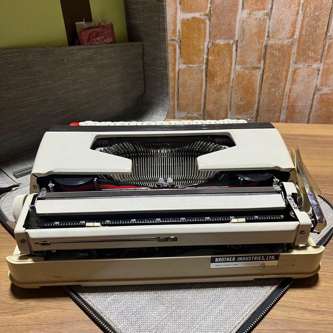 BROTHER Valiant タイプライター 名古屋製 ケース付 アンティーク