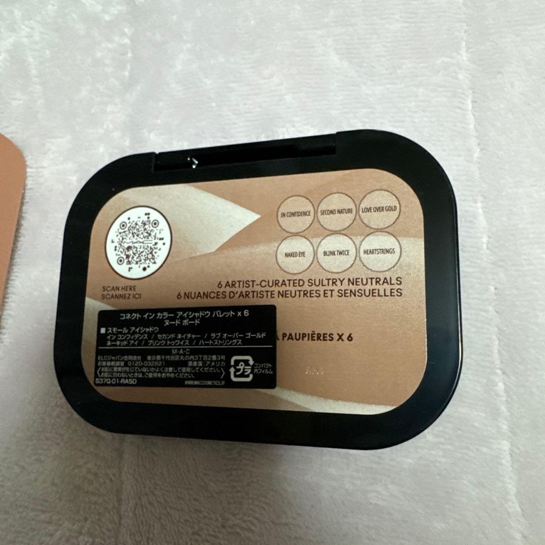 MAC コネクトインカラー アイシャドウパレット ヌードボード