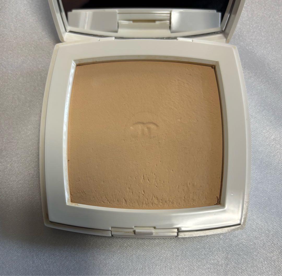 希少！CHANEL ル ブラン コンパクト ラディアンス 20 ベージュ
