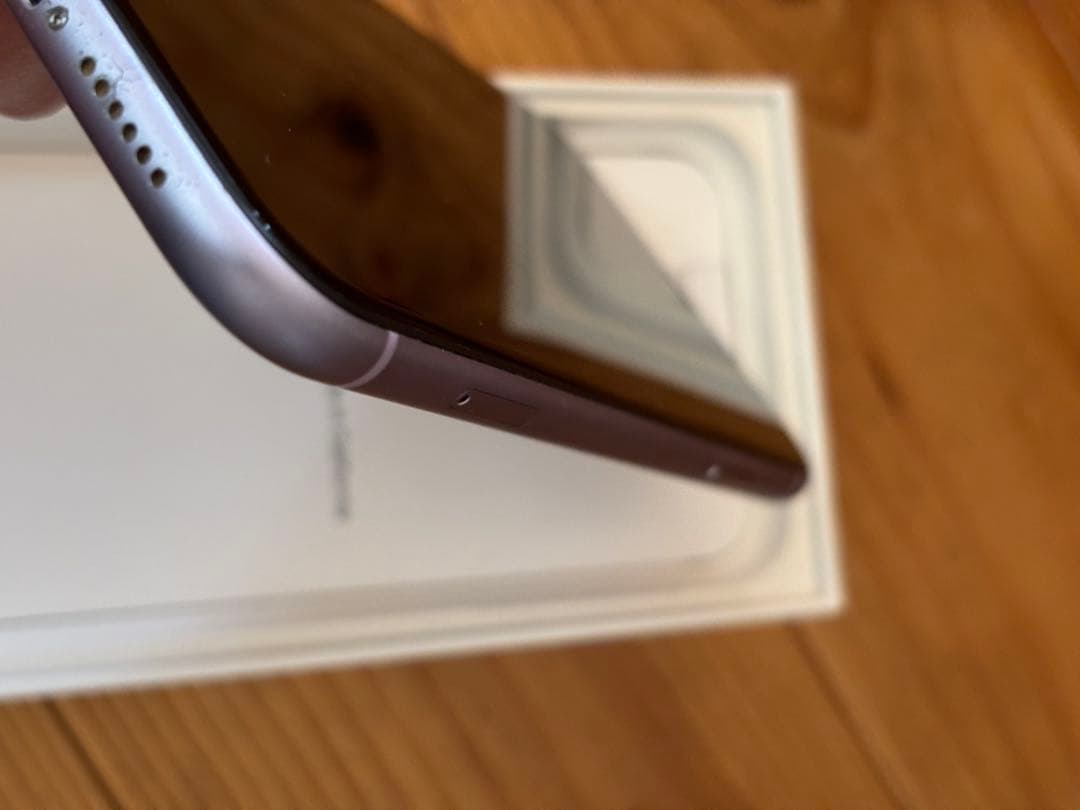 アップル　Apple iPhone11 128GB パープル