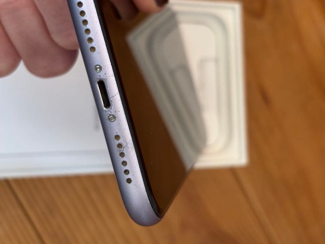 アップル　Apple iPhone11 128GB パープル
