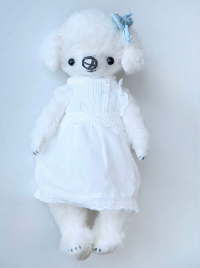 バニラクリーム仔犬 アーティストベア 海外作家様 ハンドメイド ぬいぐるみ 置物