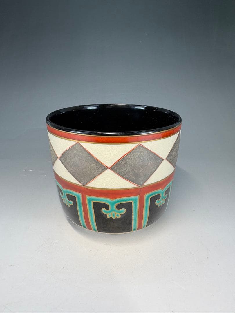★中古品★茶道具　喜泉造　色絵銀菱茶碗（共箱）