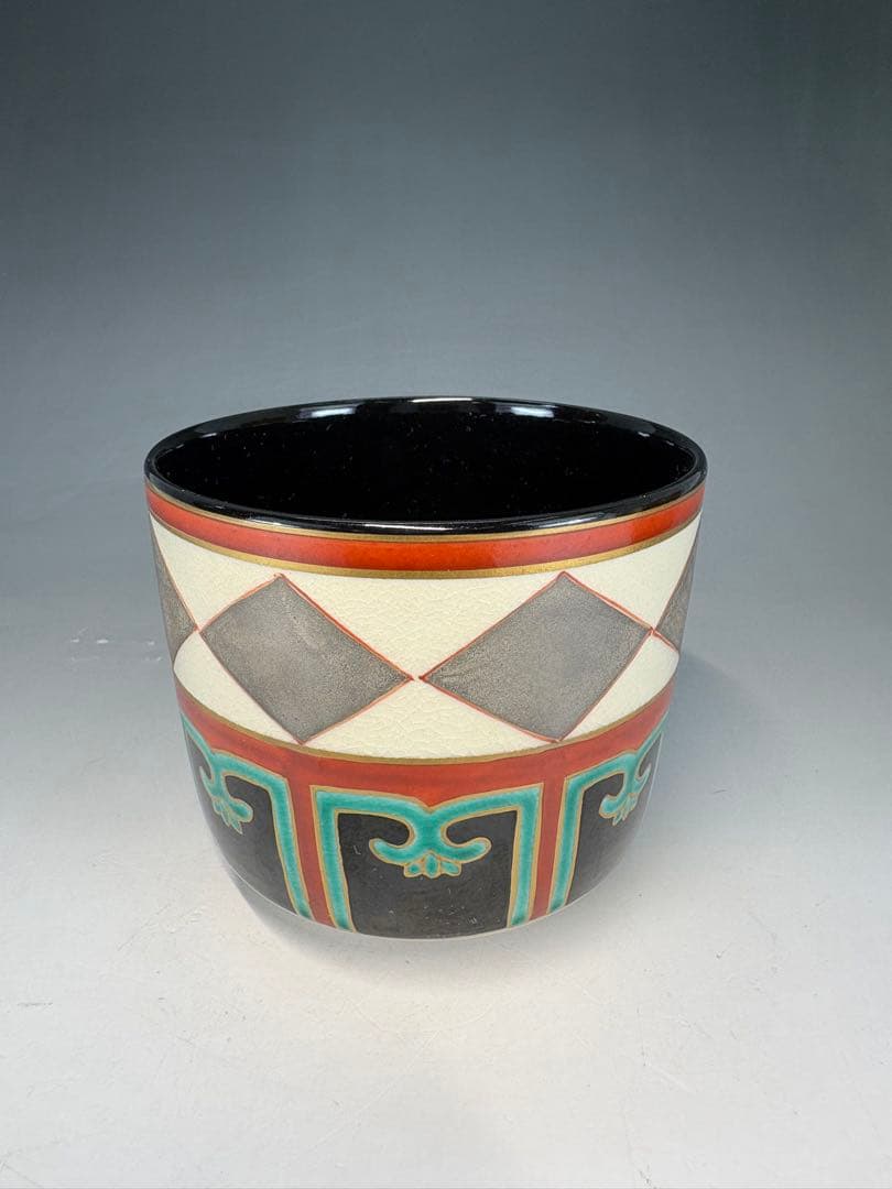 ★中古品★茶道具　喜泉造　色絵銀菱茶碗（共箱）