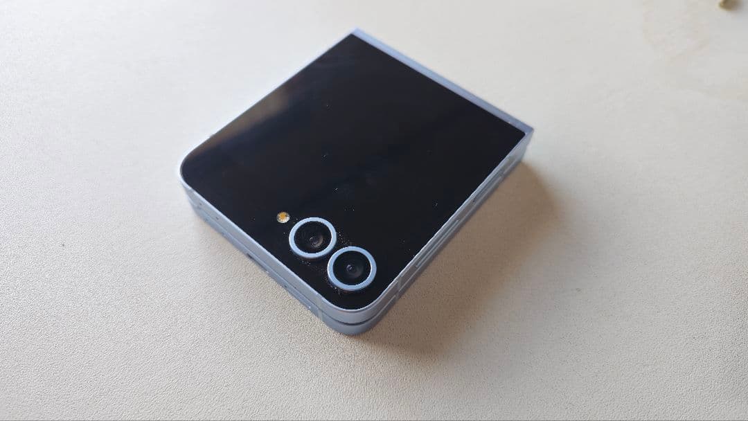 超美品 GALAXY Z FILP6 国内版 simfree 256 オマケ付