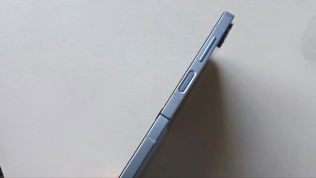 超美品 GALAXY Z FILP6 国内版 simfree 256 オマケ付