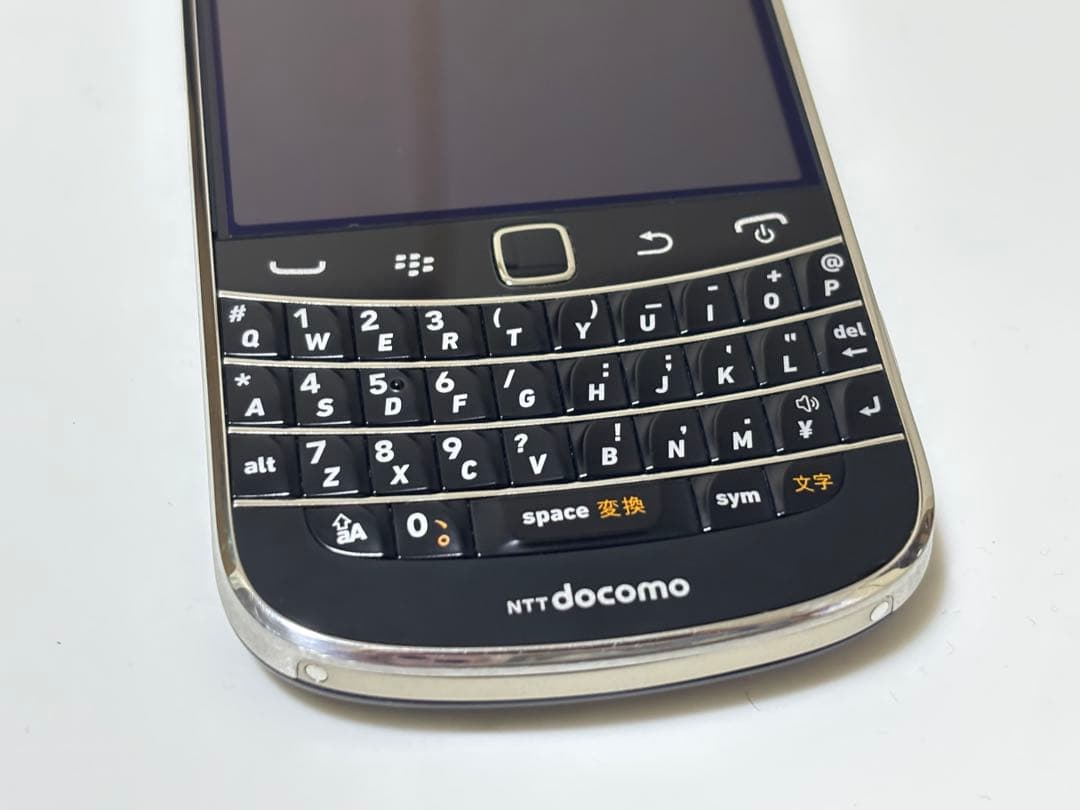 スマートフォン本体 blackberry bold 9900 docomo