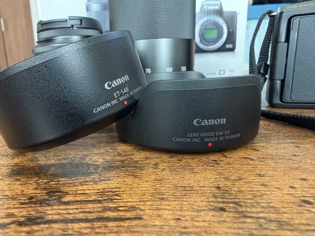 Canon EOS Kiss M2 ダブルレンズセット