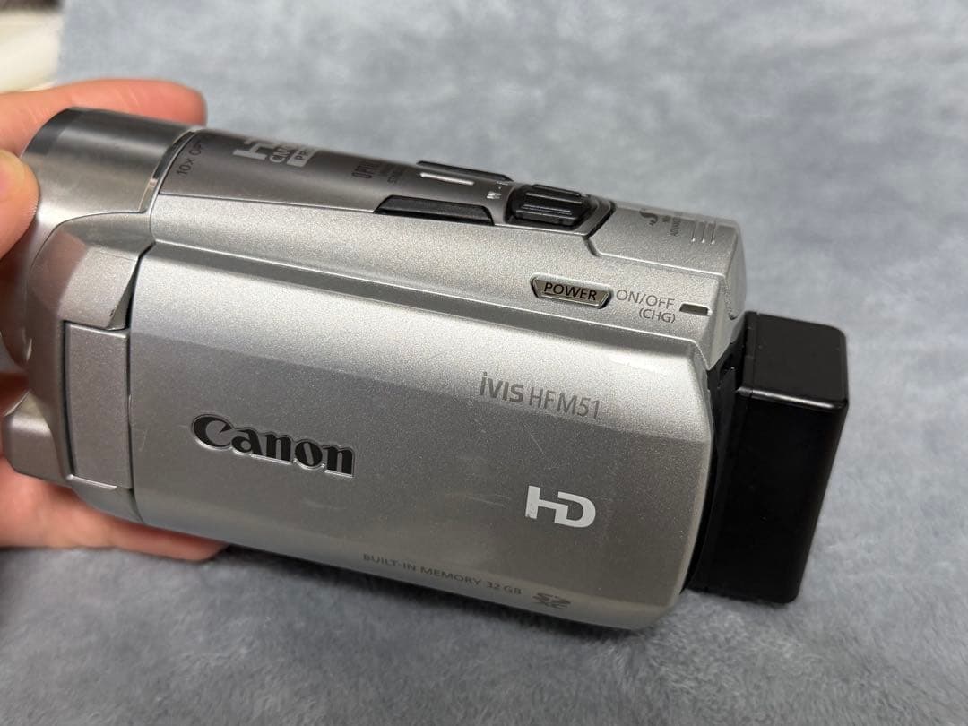 Canon IVIS HF M51 動作確認済 チリ混入僅か良好