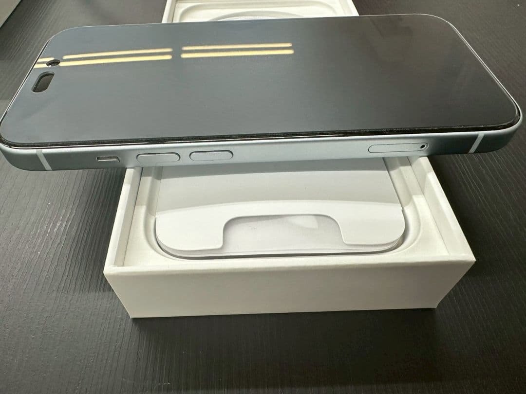 iPhone 15 128GB 保護フィルム貼付済み MTML3J/A ブルー