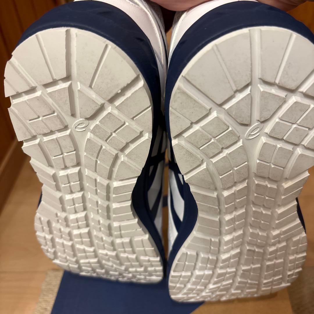 【新品】ASICS 安全靴ホワイト/ネイビー