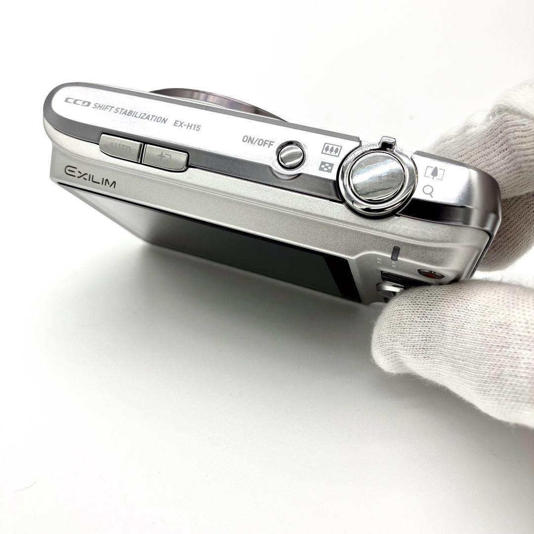 【極美品】 カシオ CASIO EXILIM EX-H15 シルバー　動作確認