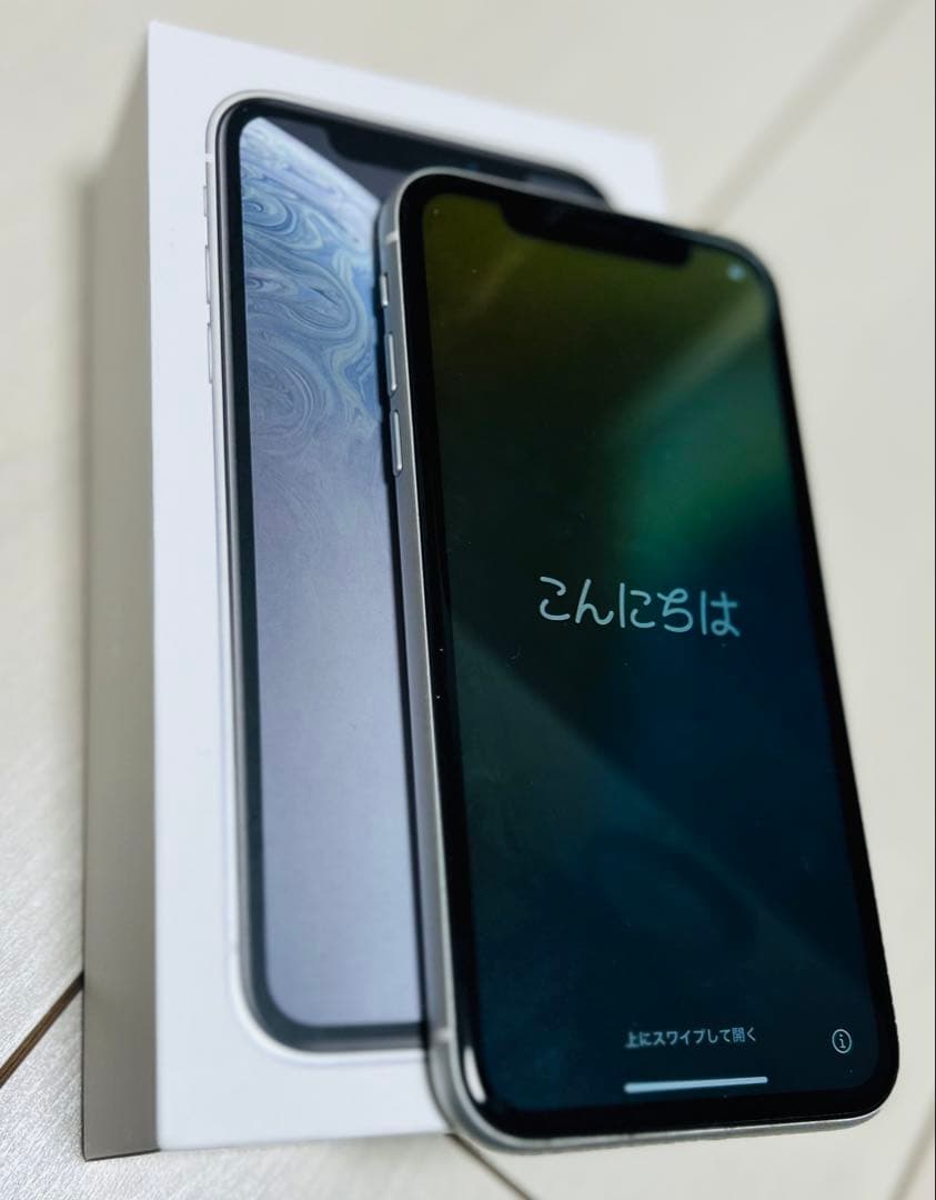 iPhone XR ホワイト 64GB SIMフリー