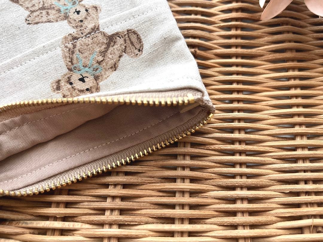 専用✳︎SALE✳︎ハンドメイド✳︎ポーチ付きティッシュケース　テディベアリネン生地
