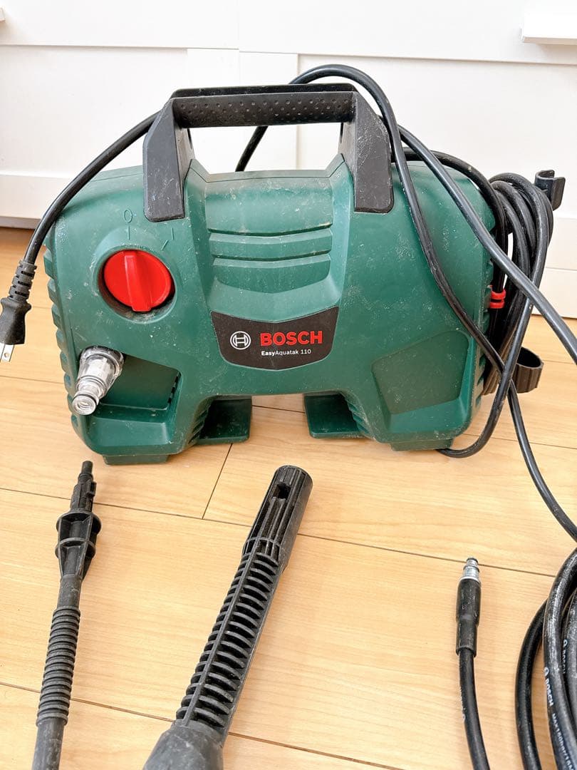 ボッシュBOSCHの高圧洗浄機 EasyAquatak 110 EA110