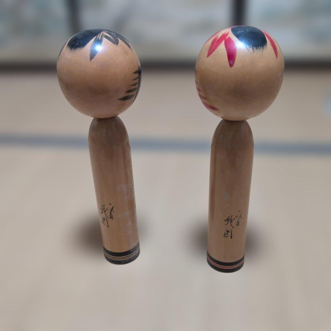 伝統的な木製こけし 2体セット