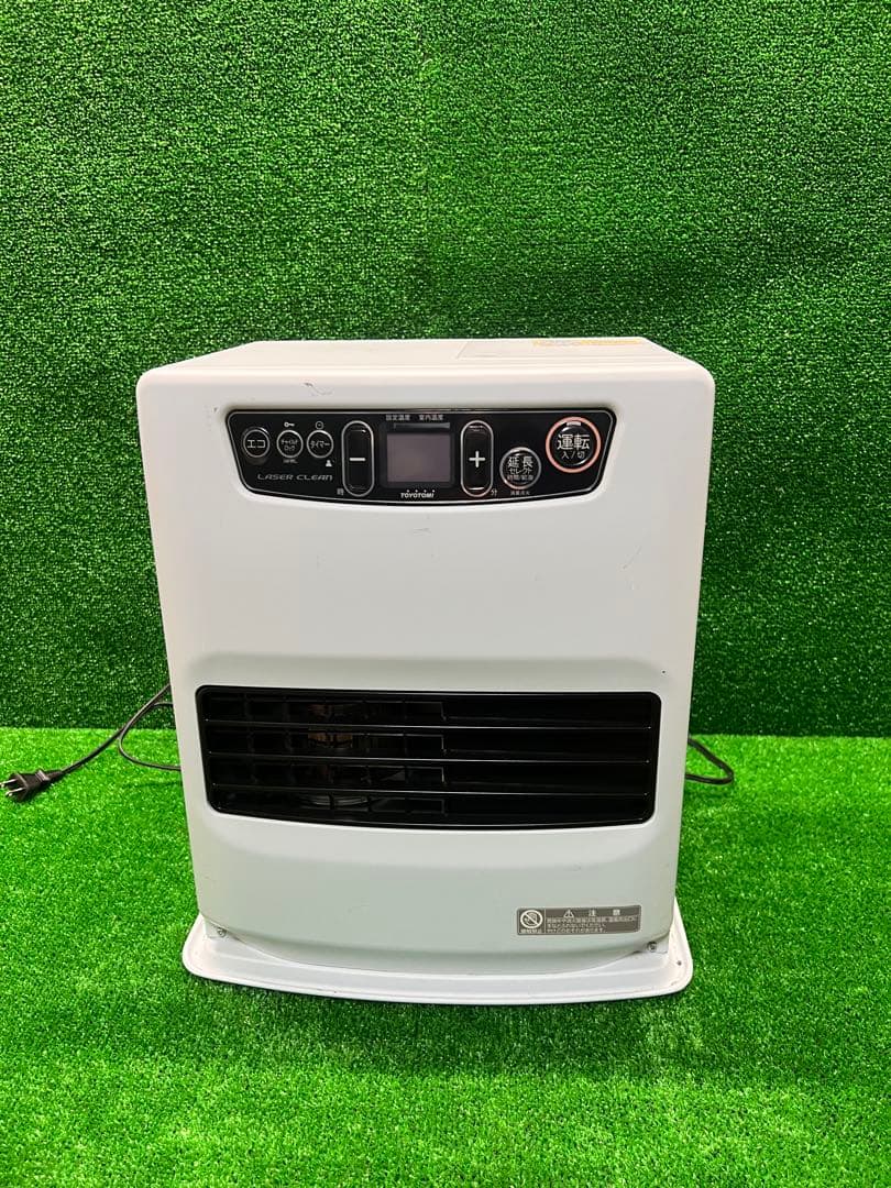 美品高年式　LC-33M(W)マット ホワイト　トヨトミ 　石油ファンヒーター