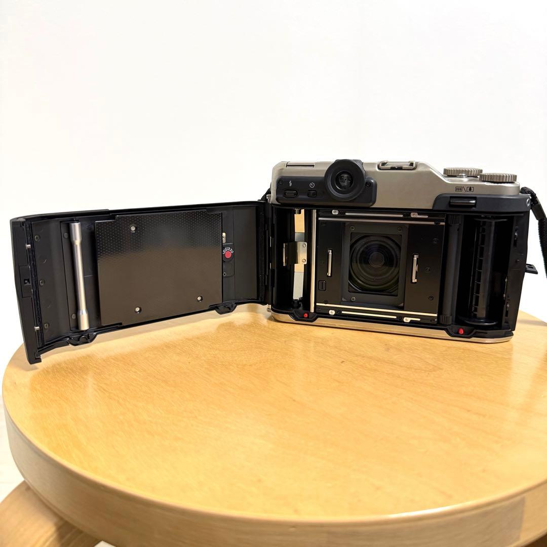 FUJIFILM GA645Zi Professional シルバー 中判カメラ