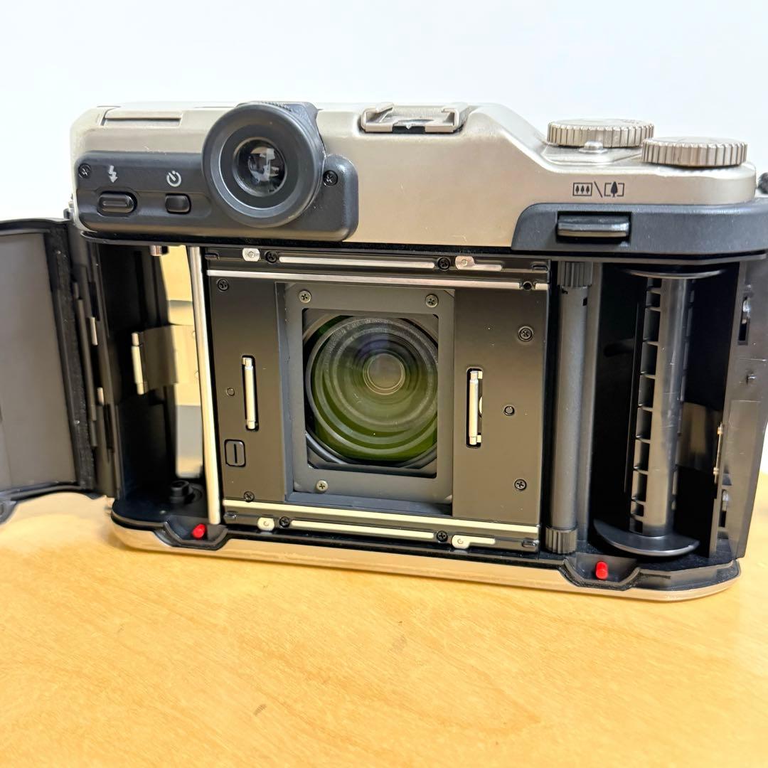 FUJIFILM GA645Zi Professional シルバー 中判カメラ