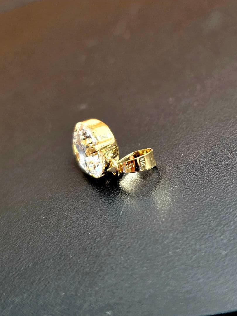 【T12Y】DIAMOND 約1ｃｔ 天然ダイヤ 金具付き Ｋ18 約0.5g