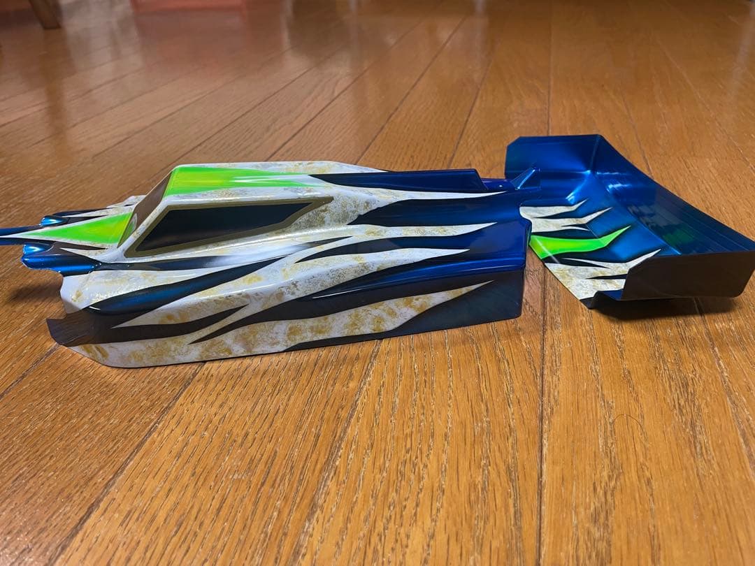 ヨコモ　MO2.0 塗装済スペアボディ