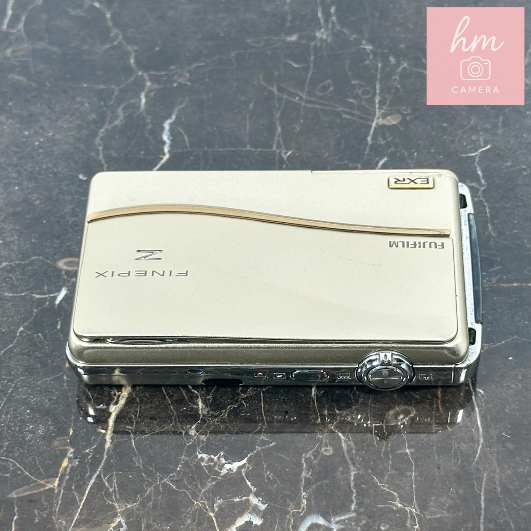 【美品】FUJIFILM FINEPIX Z800EXR ゴールド