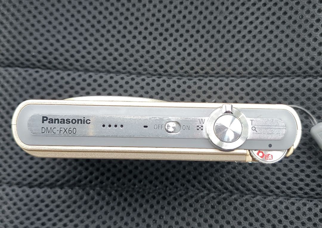 Panasonic DMC-FX60 コンパクトデジタルカメラ ゴールド